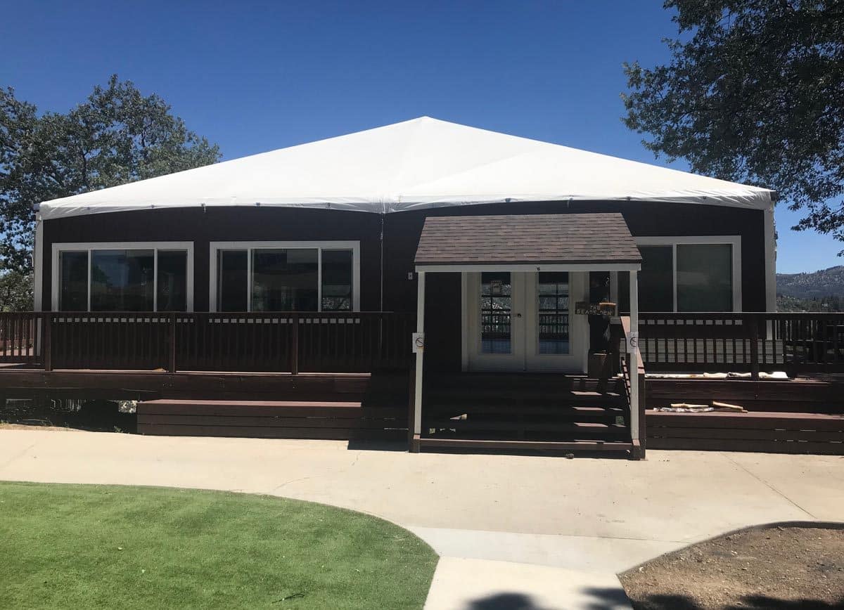 BEARS DEN - Exterior Front